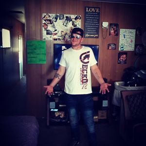 Meet your Posher, Robert